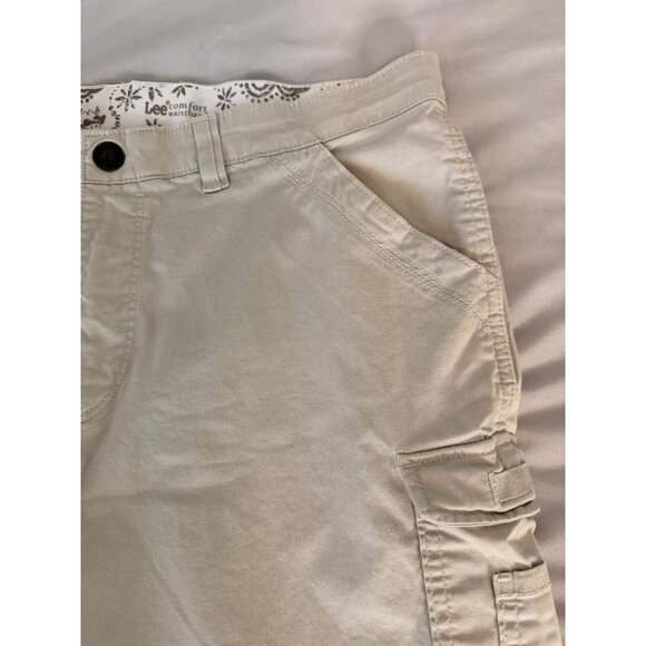 Lee Comfort Waistband Cargo Capri Pants Womens S 12 Khaki Beige Stretch Roll Tab - Picture 4 of 8
